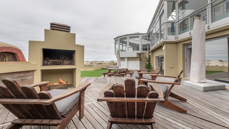 To Let 3 Bedroom Property for Rent in Van Riebeeckstrand Western Cape